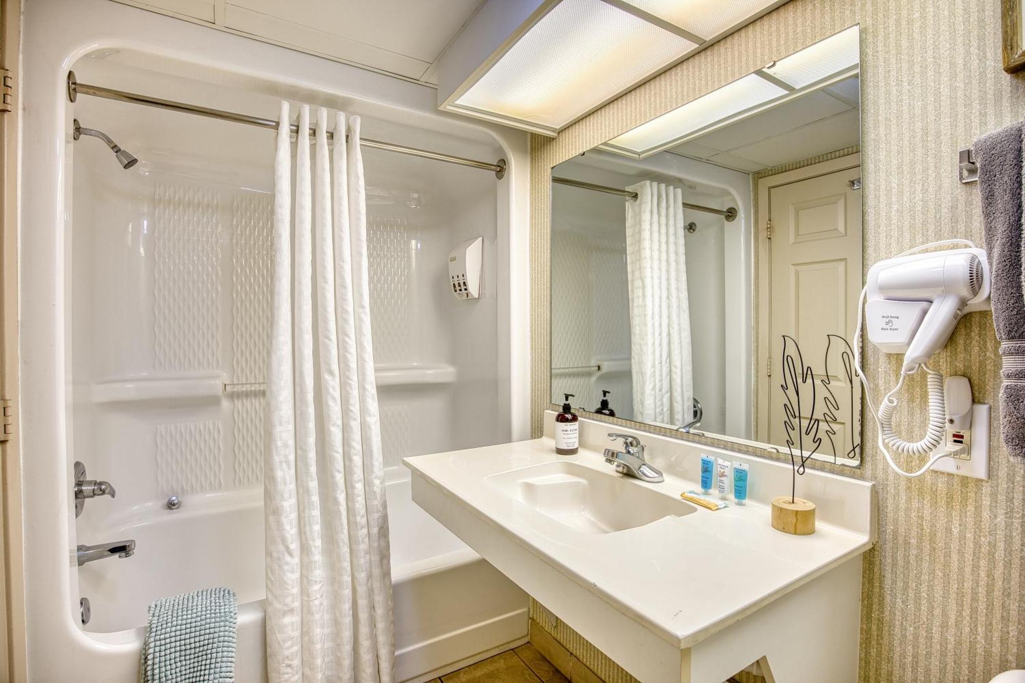 Oceanfront Beach Serenity Stay 미를 비치 외부 사진